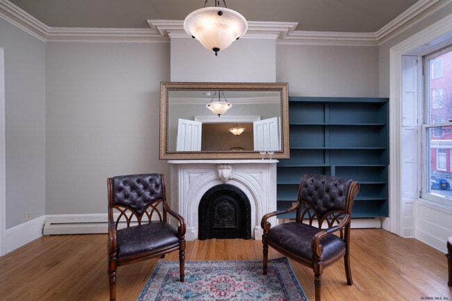 Foto del edificio - 279.5 Hudson Ave