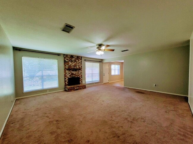 Building Photo - 13207 Frank Ln