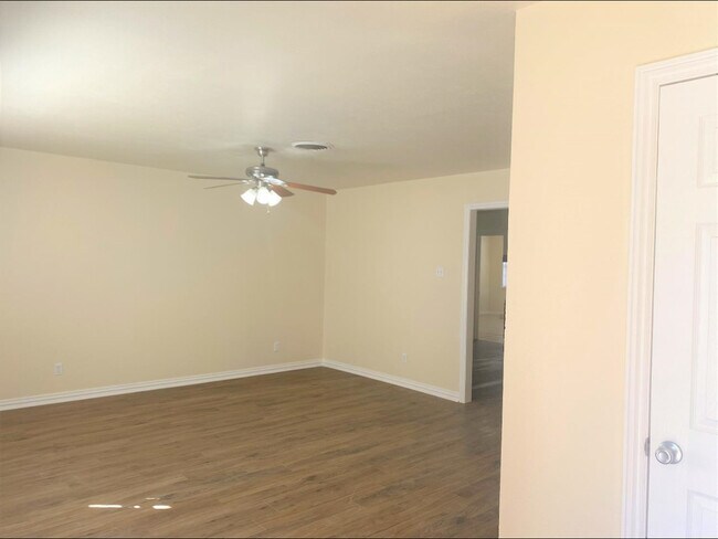 Foto del edificio - 4908 43rd St