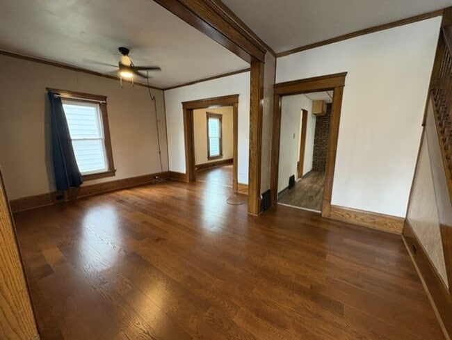 Building Photo - 1059 Wooster Rd W