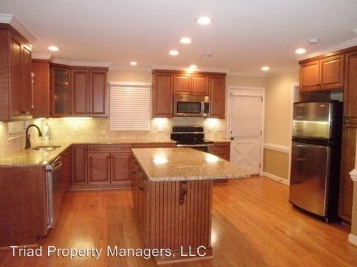 Primary Photo - 5123 Mockingbird Rd