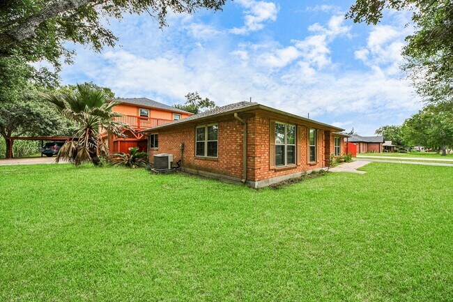 Foto del edificio - 118 Estate Dr