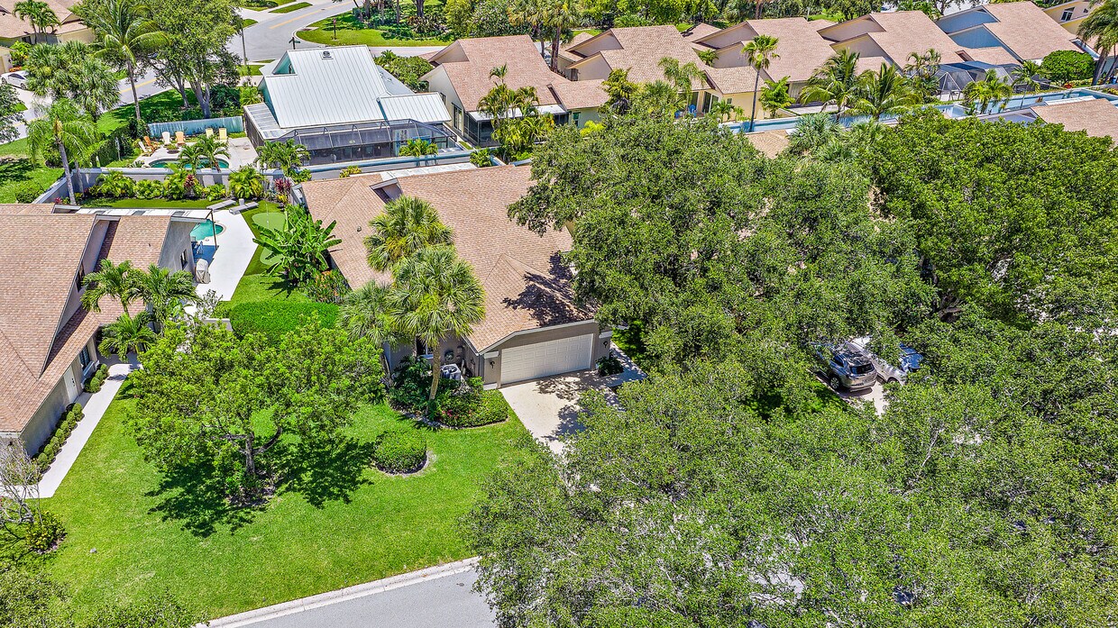 Foto principal - 310 Leeward Dr