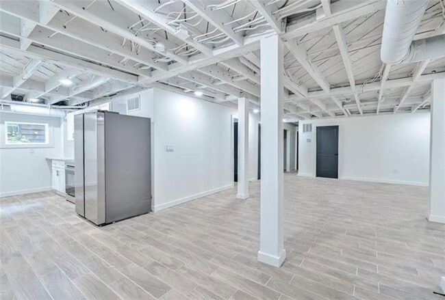 Foto del edificio - 2218 Belvedere Ave SW