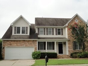 Building Photo - 2300 Barton Oaks Dr