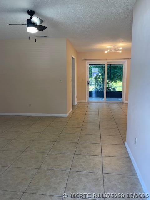 Foto del edificio - 1719 SW Import Dr