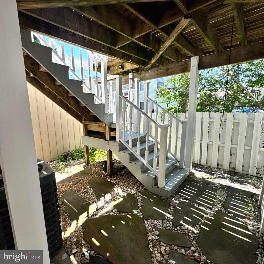 Foto del edificio - 4443 Pembrook Village Dr