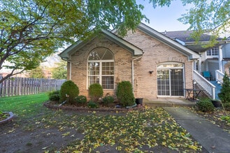 Building Photo - 120 Stonewood Pl