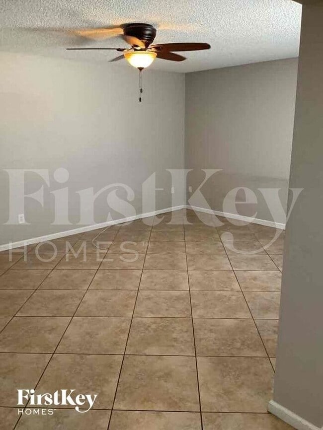 Building Photo - 3839 W Lupine Ave