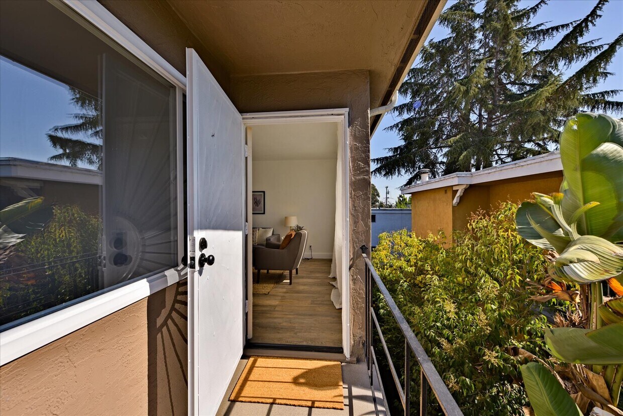 Foto principal - 3440 64th Avenue Plz