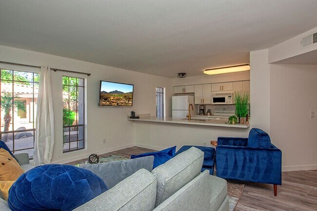 Foto del edificio - Rates Vary: $2,395 - $4,995