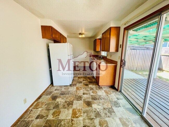 Foto del edificio - Nice 2 Bedroom Duplex in Springfield!