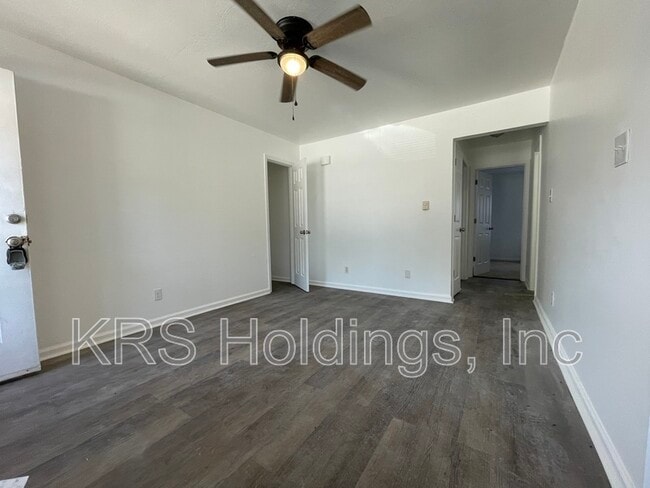 Building Photo - 7447 Fenner St
