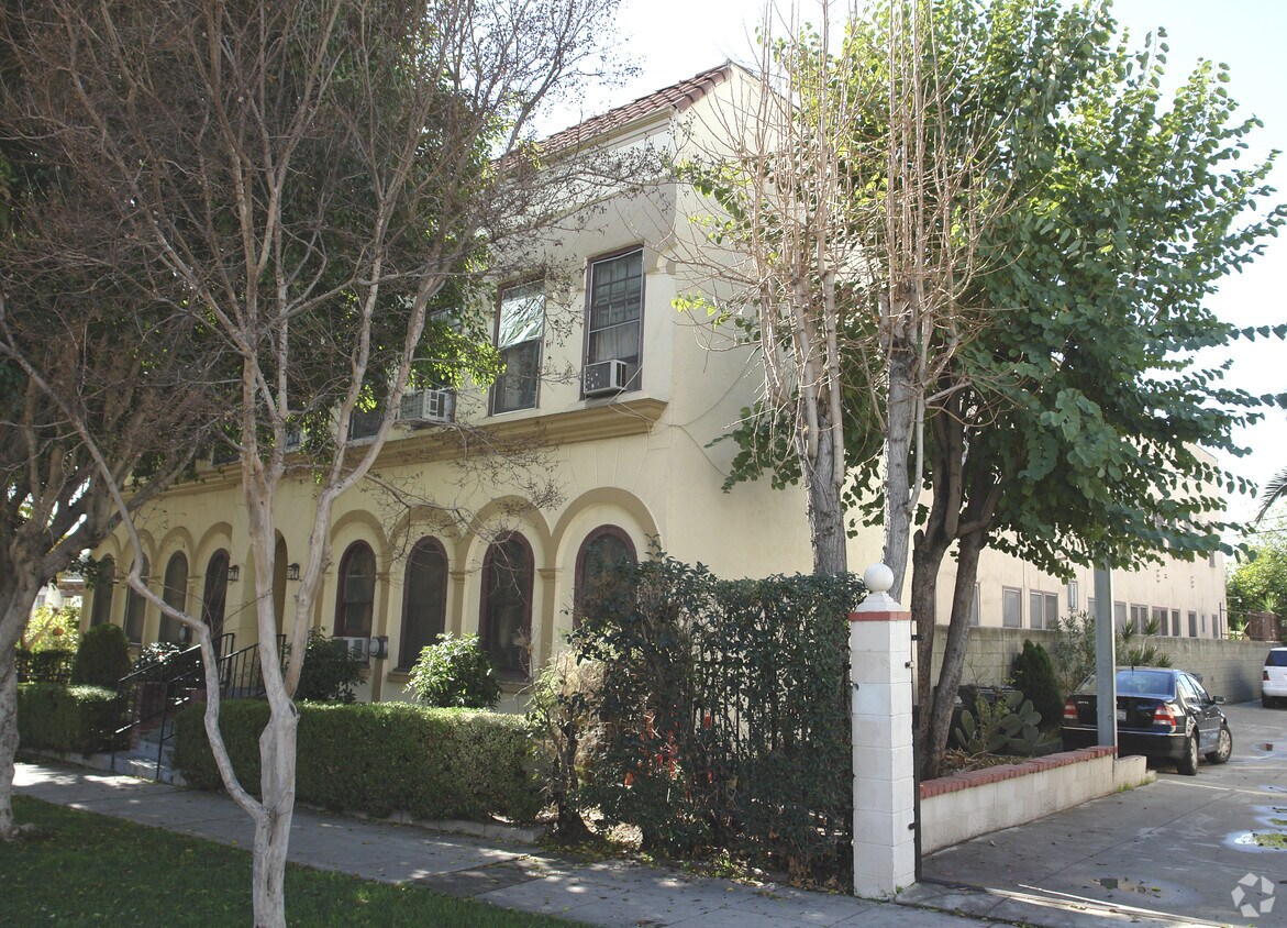 Foto del edificio - 1129 N Hoover St