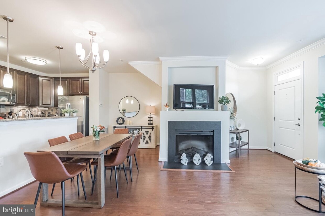 629 Diamondback Dr, Gaithersburg, MD 20878 Townhome Rentals in