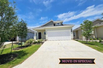 Building Photo - 110 Bluestem Dr
