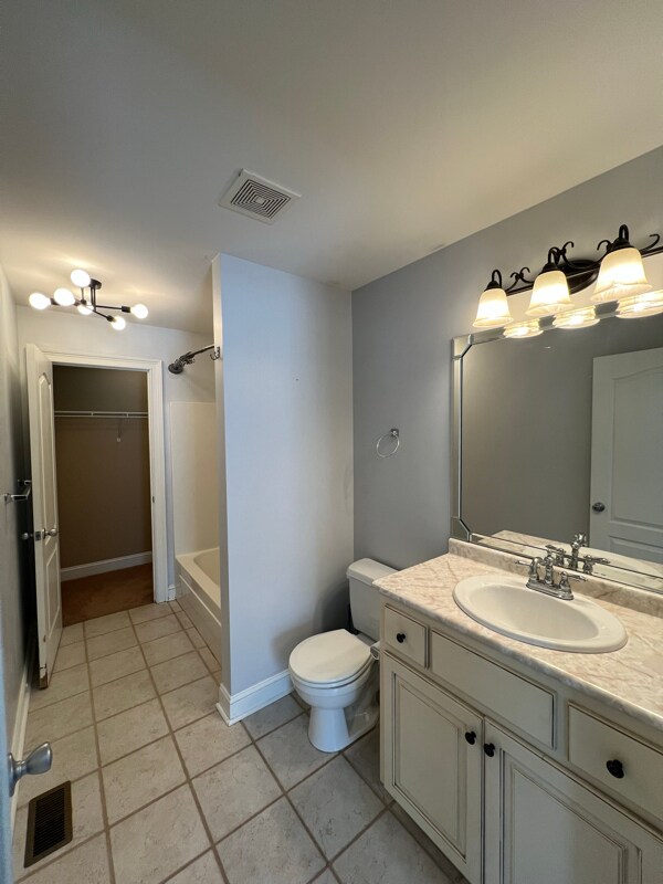 Building Photo - 2029 Armstrong Loop