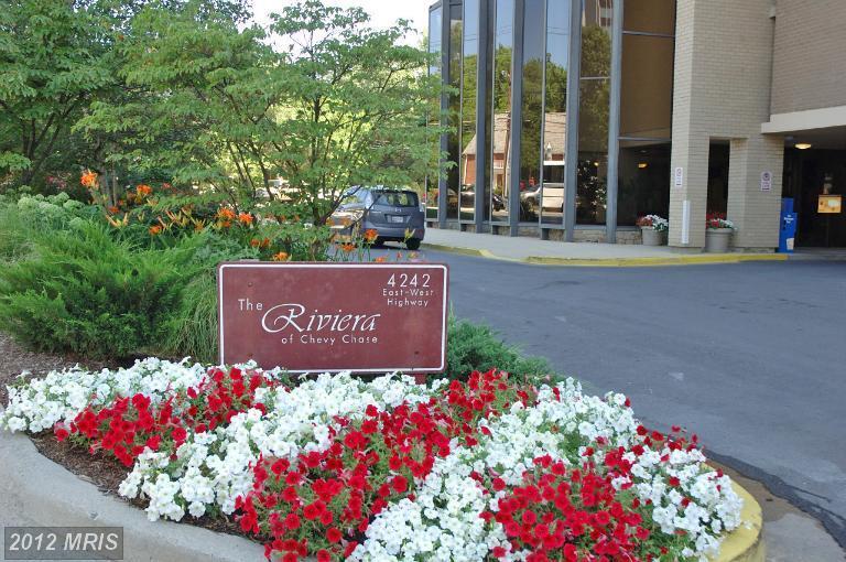 The Riviera of Chevy Chase - 4242 East West Highway