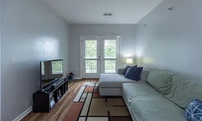 Foto del edificio - Updated 2BR/2BA Condo with Walk-Out Patio Near Downtown Boone