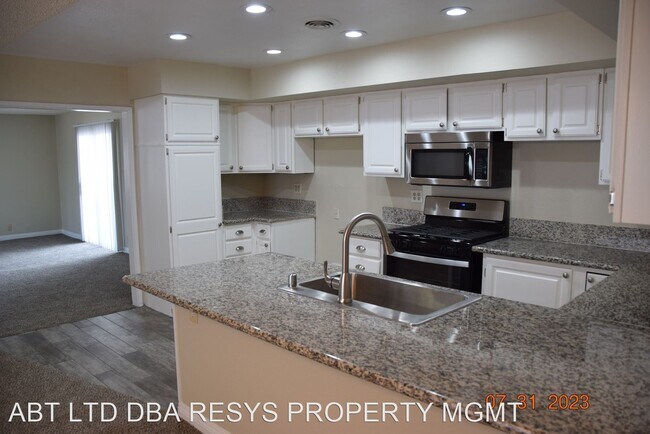 Building Photo - 4 br, 2 bath House - 1817 GATEWOOD DRIVE