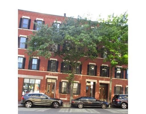 Primary Photo - 80 Berkeley St
