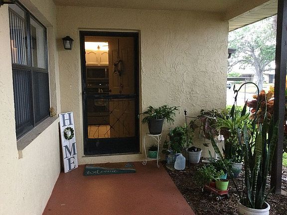 Building Photo - 1210 10th Cir SE