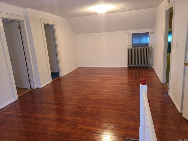 Foto del edificio - 110-61 Farmers Blvd