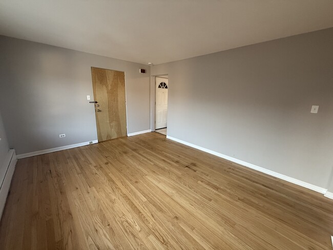 Building Photo - 3112 Calwagner St