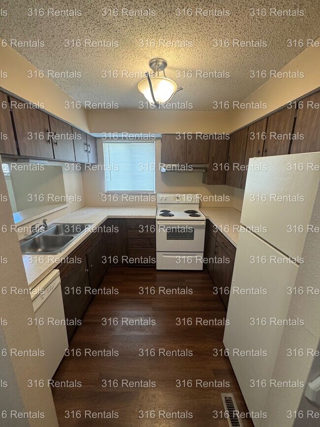 Foto del edificio - $850- 2 bed 1 bath - Townhomes