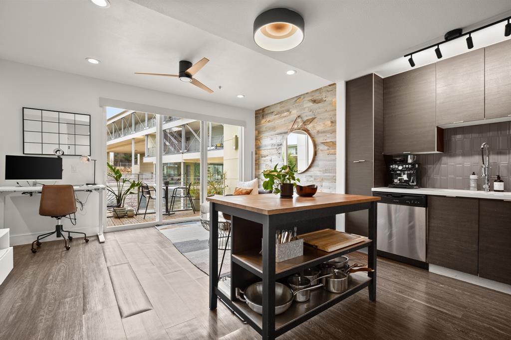 Foto principal - 604 N Bluff Dr
