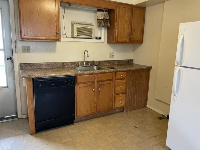 Photo - 1017 Lilac St House