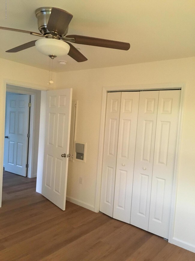 Foto del edificio - 742 Seaview Ave