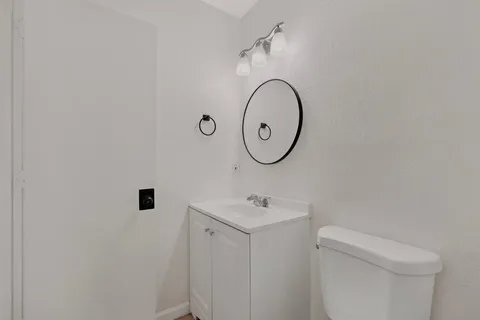 Foto del edificio - 12608 Copper Ave NE