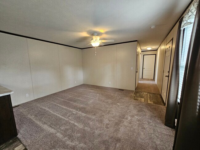 Building Photo - 197 Birch