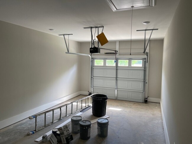 Building Photo - Brand New Twin Home