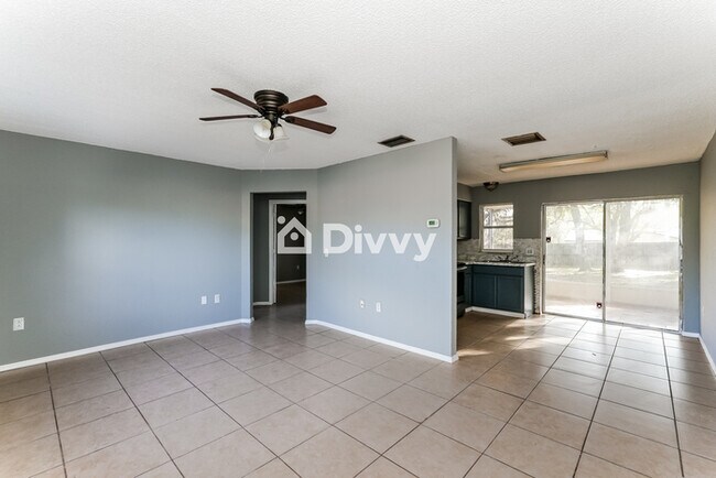 Building Photo - 9292 Spring Hill Dr, Spring Hill, FL 34608