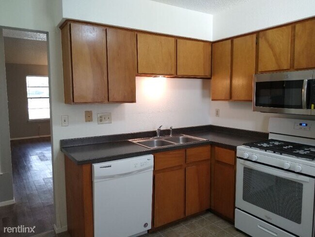 Foto del edificio - 1620 W Braker Ln