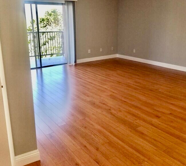 Foto del edificio - 3852 Vinton Ave