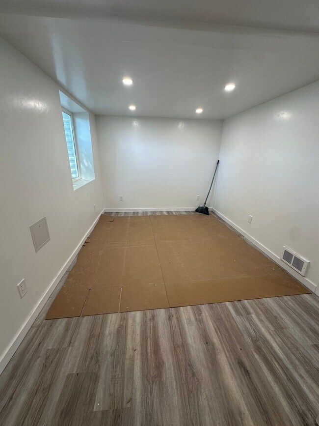 Foto del edificio - 133 E 21st St