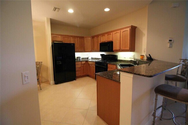 Building Photo - 8422 Miramar Way