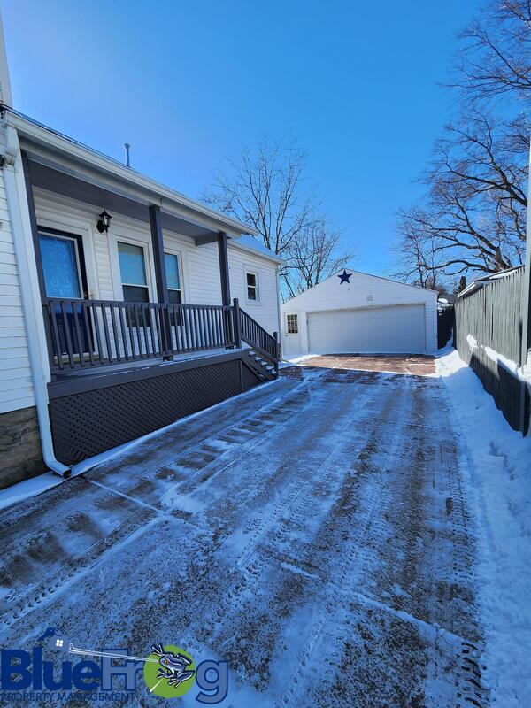 Building Photo - 53 Bowen St