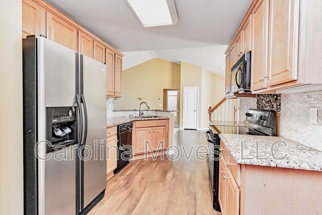 Building Photo - 10 Montreat Ln