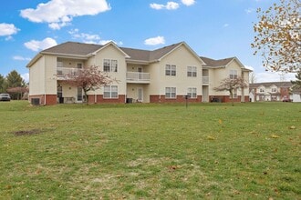 Building Photo - 1308 E Liberty Cir