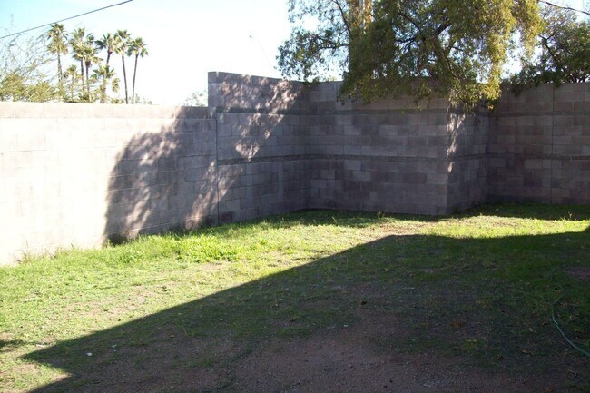 Foto del edificio - Spacious 3-Bedroom Home in Tempe