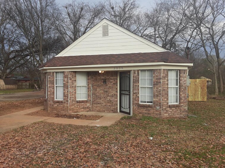 Photo - 3006 Calvert Ave