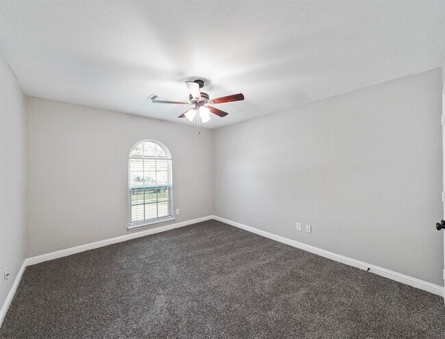 Foto del edificio - 24307 Broken Bow Ln