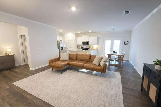 Building Photo - 3190 Greyton Dr