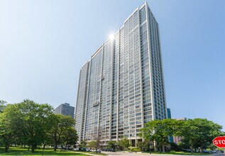 Building Photo - 2800 N Lake Shore Dr