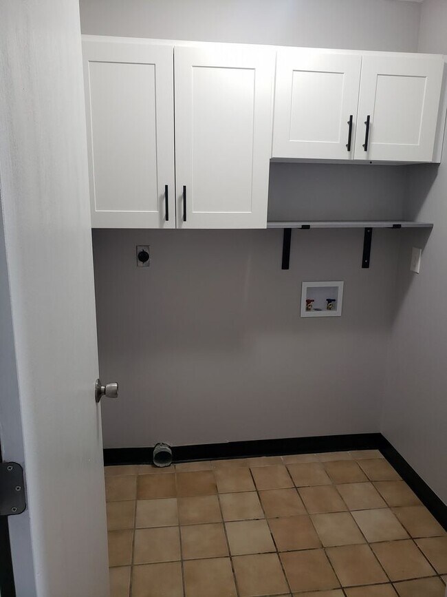 Foto del edificio - 2550 Augusta Blvd - 202