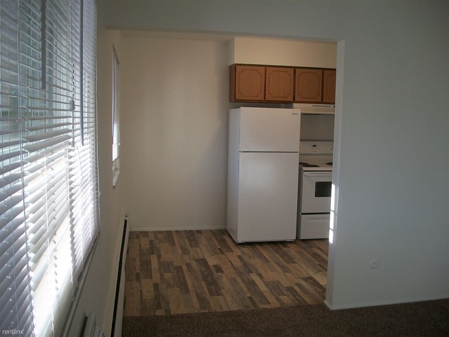 Foto del edificio - 2 br, 1 bath Apartment - Orchard Manor